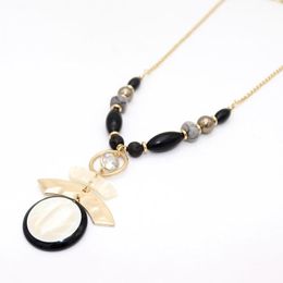Pendant Necklaces Fashion Resin Shell Arc Black Beads Crystal Charms Long Chain Sweater Necklace Geometric Accessories Body Jewelry