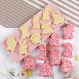 Baking Moulds 8Pcs/set Easter Cookie Cutters 3D Cartoon Moulds Tools Party DIY Decorating Cooking
