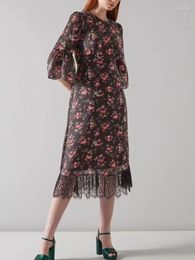 Casual Dresses Early Spring Women Silk Retro Floral Printed Irregular Hem Lace Stitching Dress Lady Flared Sleeve O-Neck Fashion Robe