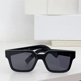 Minimalismus-Stil, schwarze Sonnenbrille, klassisches Design, klarer grauer Rahmen, blaue Linse, quadratischer Rahmen, 03ZS, einfach zu tragen, beliebtes einfaches Modell, UV400-Schutz, Autobrille
