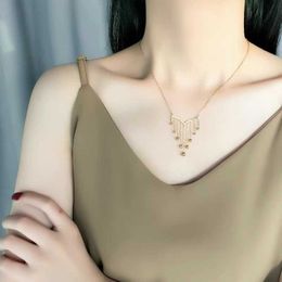 Pendant Necklaces Stainless Steel Fashion Upscale Jewelry V Shape Sexy Beaded Tassel Charms Chain Choker & Pendants For WomenPendant