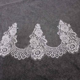 Bridal Veils High Quality Eyelash Lace Wedding Veil WITHOUT Comb One Layer 150CM Short Veu De Noiva Delicate Trims