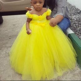 Girl Dresses Formal Yellow Off Shoulder Flower Hand Flowers Baby Wedding Ball Gowns Communion Pageant Birthday Wears Tutu Skirt