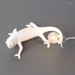 Table Lamps Italy Chameleon For Living Room Resin Lizard Wall Sconce Bedroom Bar Modern Animal Desk Lamp Night Light Home Decor