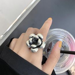 Cluster Rings Exaggerated Large Flower Ring For Women Luxurious Peony Open Retro Simple Fashion Old Girl Gift PartyCluster