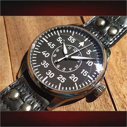 Wristwatches 44mm Big Dial Men Watch VH31 Super GMT Luminous Pointer Leather Mens Military Quartz Watches Outdoor Sport
