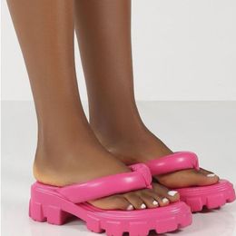 Terlik 2023 Yaz Kadınlar Sıradan Masaj Dayanıklı Flip Flops Plaj Sandalet Kadın Kama Ayakkabıları Lady Odası Zapatos