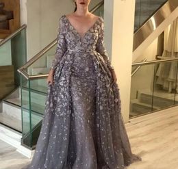 2023 Grey Mother Of The Bride Dresses Deep V Neck Long Sleeves Mermaid Ruched Lace Overskirts 3D Floral Flowers Prom Party Gowns Women Formal Wear Floor length