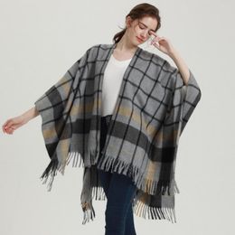 Scarves 2023 Faux Cashmere Classic Plaid Poncho Women Large Scarf Shawl Tassel Dual-purpose Travel Warm Cloak Pography Accessories