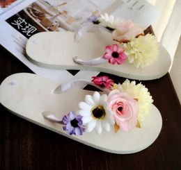 Slippers Lady Flowers Home Casual Wooden Shoes Woman Flat Feet Beach Flio Flop Girl