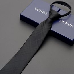 Bow Ties High Quality 2023 Designers Brands Fashion Business Casual 7cm Slim For Men Dot Navy Blue Zipper Necktie With Gift Box