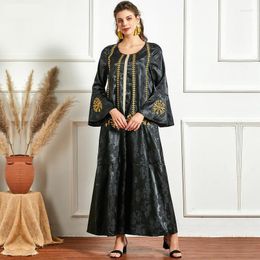 Ethnic Clothing Khaftan Spring And Autumn Round Neck Embroidery Casual Simple Jacquard Long Skirt Oversized Women Muslim Dress 2023