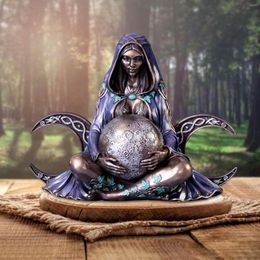 Decorative Figurines Mother Earth Goddess Art Statue Millennial Gaia Resin Crafts Sculpture Mythic Figurine Ornament Day Home Decoration