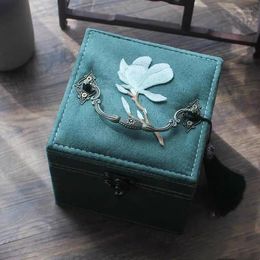 Jewelry Pouches HOSENG Emerald Elegant Retro Ladies Storage Box Chinese Style Earrings Ring Brooch Gift Embroidery Case HS_6757