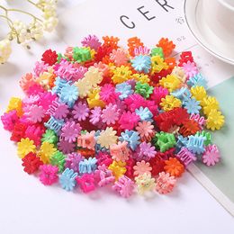 100pcs/lot Flower Mini Hair Claws Ribbon Colorful Crab For Girls Baby Sweet Hairpins Hair Accessories Barrettes Gift 1451