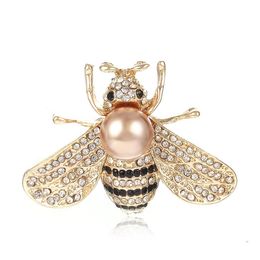 Pins Brooches Funny Little Bee Brooch Female Pearl Rhinestone Cardigan Suit Pin Neckpin Accessories Gift Drop Delivery Jewelry Dhvfh