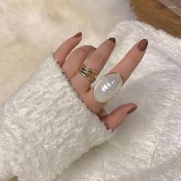 Wedding Rings Elegant Retro Oversize Imitation Pearl For Women Lady Fashion Metal Geometric Open Charm Forefinger Ring Jewelry