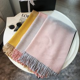 High-end designer cashmere scarf men's and women's autumn and winter outdoor thickened warm Colour changing long style bib shawl