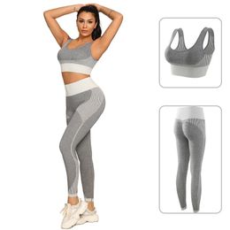 Yoga Outfit Set Women Sports Seamless Tights Colour Contrast Quick Dry Breathable Sportswear Shockproof Bra Trousers Training Wear Suit