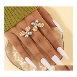 Cluster Rings Elegant Pearl Stone Butterfly Single Ring For Women Girls Shiny Crystal Geoemtry Alloy Metal Party Jewellery Anillo Drop Dhadb