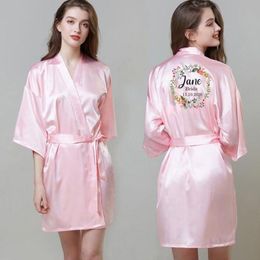Women's Sleepwear Bridesmaid Robes With Flowers Design Silk Customized Bachelorette Bridal Party Satin Dressing Gowns Wedding R