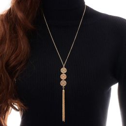 Pendant Necklaces Retro Hollow Geometric Round Tassel Necklace Personality Long Chain Clavicle For Women Neck JewelryPendant