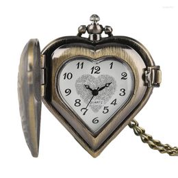 Pocket Watches Retro Heart Shape Bronze Pendant With Necklace Chain Cool Quartz Fob Watch For Women Ladies Girls Gift