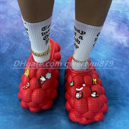 Slippers DIY Fashion Shoes Chain Slippers Creative Christmas Red Slippers Women Lychee Slides Warm Home Slides Platform Bubble Slippers 012823H