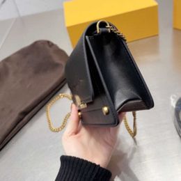 Evening Bags 2023 colours trend Spring and summer new metal T chest bag waist chain messenger shoulder bean curd women's small square