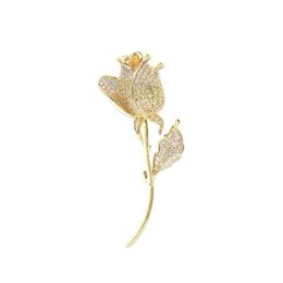 Pins Brooches Fl Diamond Rose Flower Pins For Female Luxury Suit Cor Designer Brooch Fashion Wedding Gold Jewelry 461C3 Drop Deliver Dh8Xg