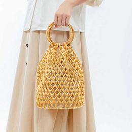 Fashion Hollow Beading Women Handbags Wooden Round Handle Hand Bags Handmade Summ Beach Bag Large Tote Holiday Purses 2023 Sac 230129