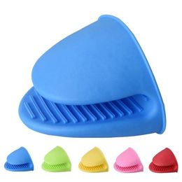 Silicone Heat Resistant Gloves Clips Insulation Non Stick Anti-slip Pot Bowel Holder Clip Cooking Baking Oven Mitts