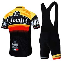 Sets Team Summer Short Sleeve Set Breathable Mountain Racing Bike Jersey Bib Shorts Men Cycling Clothings 2023 P230522