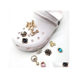 Shoe Parts Accessories 10 Stylels Crystal Pearl Beautif Metal Charms Fashion Shoecharm Buckle Clog Charm Garden Shoes Decoration B Dhmzv