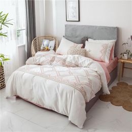 Bedding Sets 4PCS Cotton Set For Double Bed Creamy White Duvet Cover Pink Flat Sheet Embroidery Bedspread Home Wedding Decoration