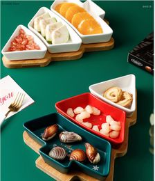 Plates Creative Bamboo Wood Christmas Tree Plate Japanese-style Separated Snack Tray Living Room Fruit Candy Dish Home