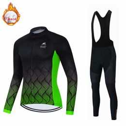 Sets 2022 Fluorescent Colour Winter Thermal Fleece Jersey Set Racing Bike Suit Mountian Cycling Clothing Ropa Ciclismo Z230130