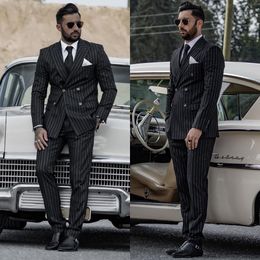 Two Pieces Wedding Tuxedos Men Suits Stripe Classical Formal Fit Suit Jacket Double Breasted Customized Peaked Lapel Pockets Bridegroom Coat Pants