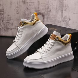 Luxury Royal Style Men Wedding Dress Shoes Spring Autumn Designer Loafers Lace-up Casual sneakers