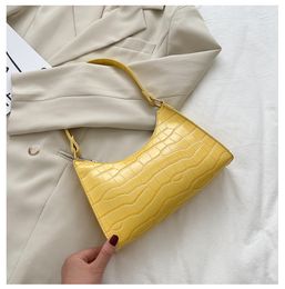 2023 mode Exquisite Einkaufstasche Retro Casual Frauen Totes Schulter Taschen Weibliche Leder Einfarbig Kette Handtasche für Frauen C05