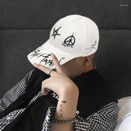 Ball Caps Graffiti Baseball Black And White Letter Men Women Hip Hop Cap Fashion Sun Hat Casual Buckle Hats Snapback