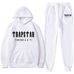 Tute da uomo Trapstar Autunno Inverno Uomo Felpa con cappuccio Tuta Coppia da jogging Felpe con cappuccio Pantaloni sportivi Due pezzi Set Streetwear Tuta 230130