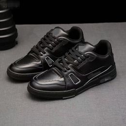 Luxury designer men's shoes Top fashion brand men sneakers Size 38-45 model kq1a000000002