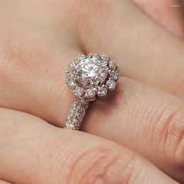 Wedding Rings Huitan Women With Round Cubic Zirconia Temperament Elegant Love Modern Design Eternity Jewelry Wholesale