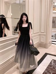 Casual Dresses French Hepburn-style Sleeveless Slip Dress For Women's 2023 Summer Look Thin Gradient Pleated Lace-up Long Women