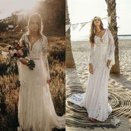 Vintage Ivory Bohemian Lace Beach Wedding Dresses Bridal Gowns Long Sleeve V-Neck Fitted Boho Country Hippie Style Bride Dress Ves3061