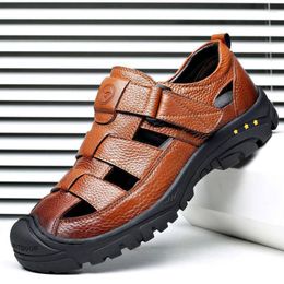 Sandals Summer Leather Breathable Shoes Men's Soft Soles Skin Carving Holes Casual M974