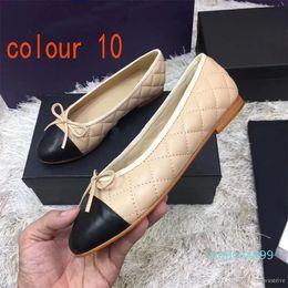 Designer -Dress shoes Spring and Autumn cowhide letter bow Ballet Dance shoes fashion women black Flat boat shoe Lady leather Trample Lazy Loafers