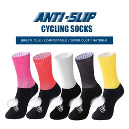 Sports Socks Anti Slip seamless Cycling Integral Moulding Hightech Bike Sock Compression Bicycle Outdoor Running Sport 230801