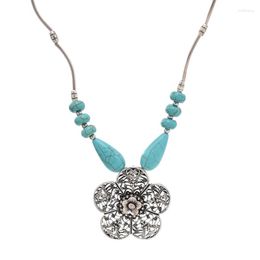 Pendant Necklaces Ethnic Style Turquoise Necklace Vintage Flower Accessories Travel Pography Bohemian
